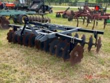 TITAN 7424 9' DISC HARROW