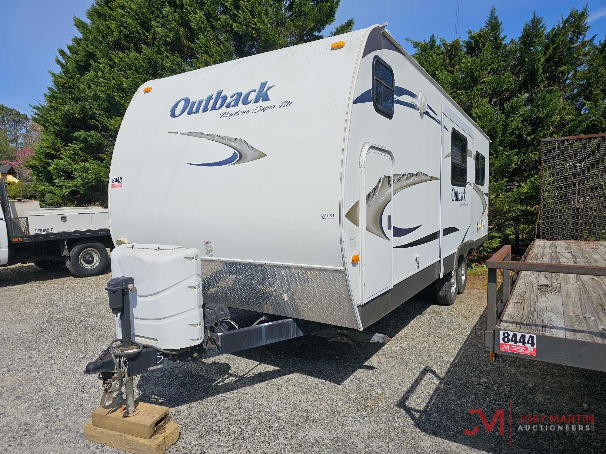 2011 KEYSTONE OUTBACK 250RS 25' CAMPER