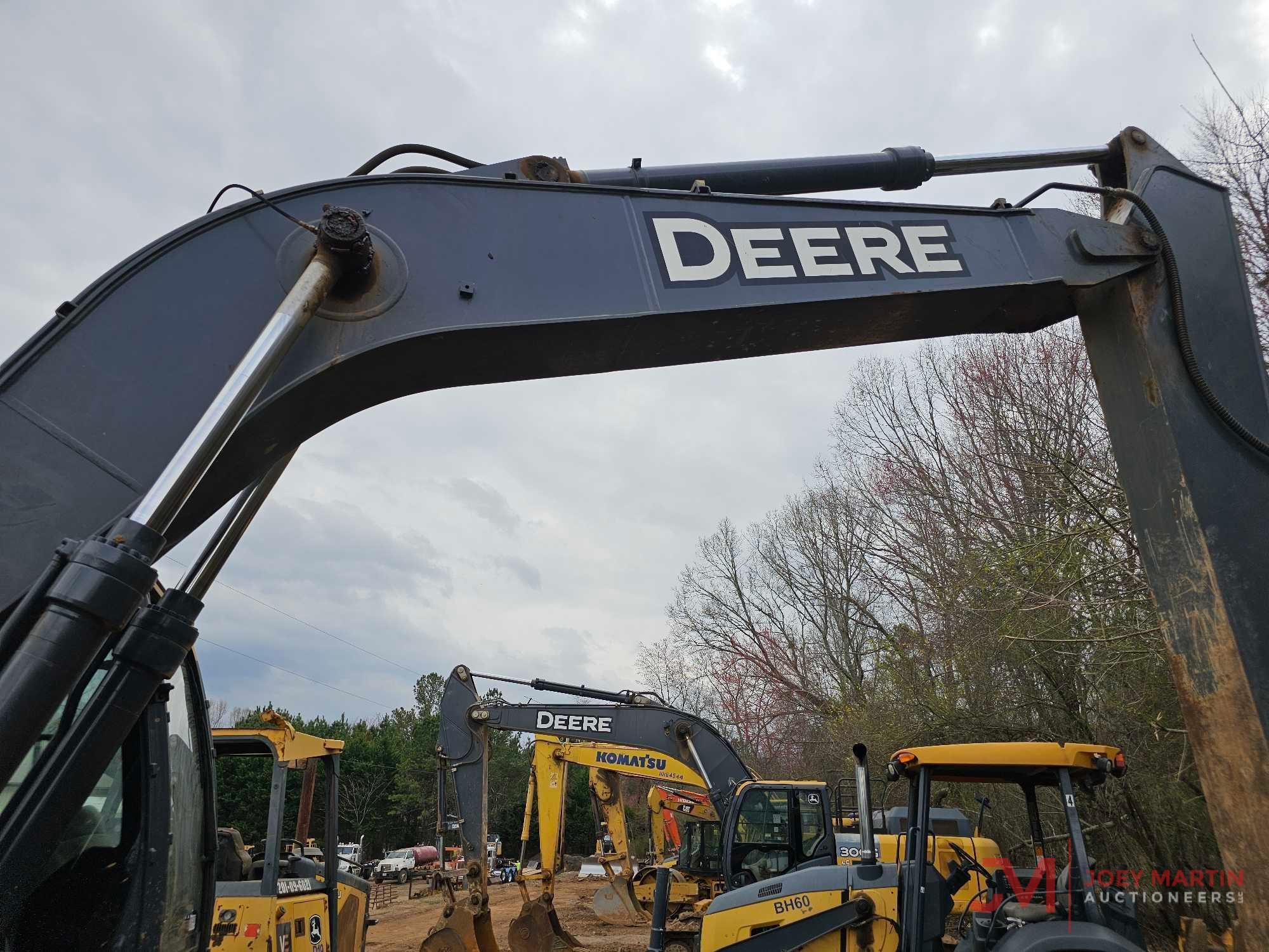 2014 DEERE 160 HYDRAULIC EXCAVATOR