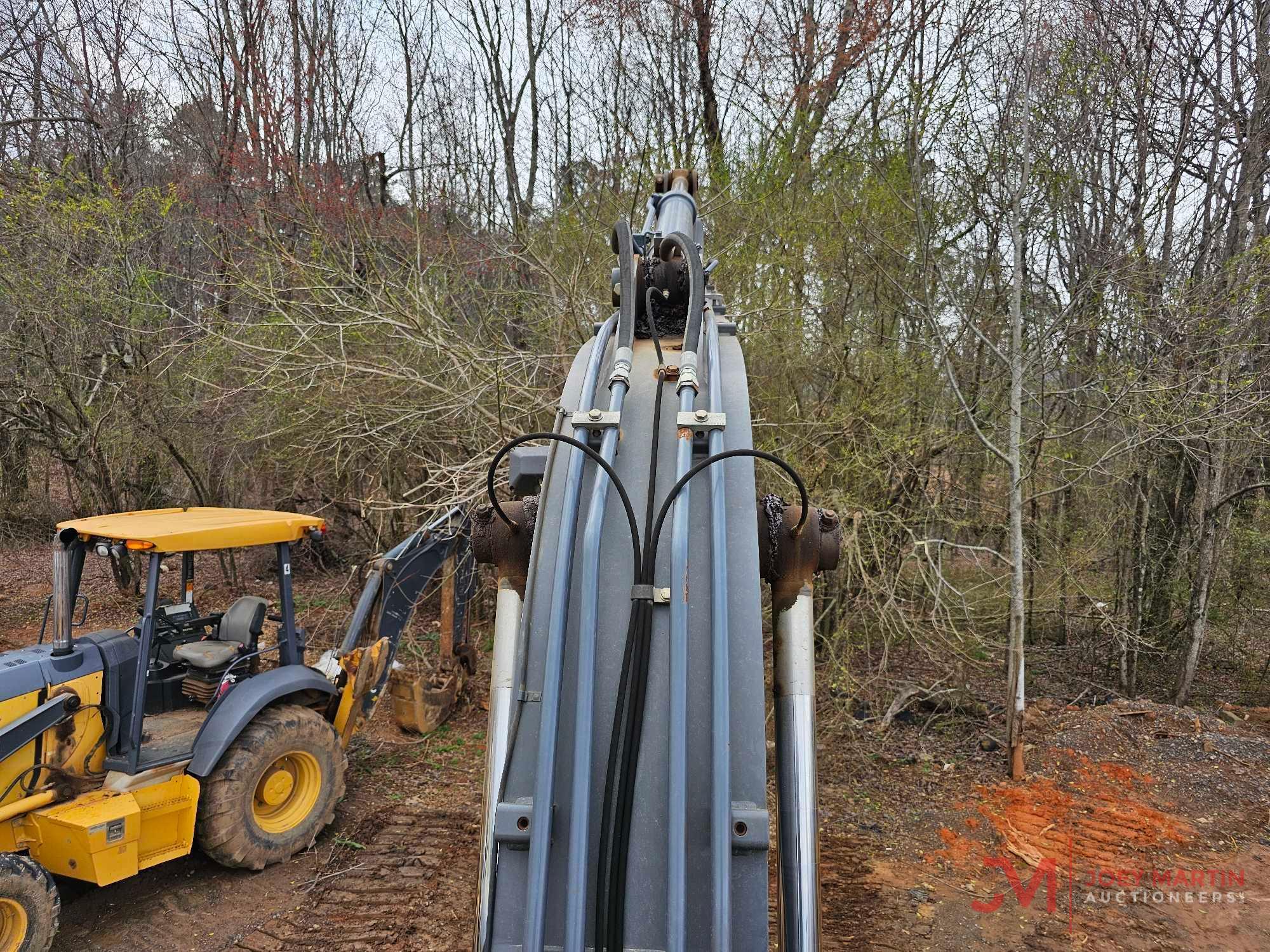 2014 DEERE 160 HYDRAULIC EXCAVATOR