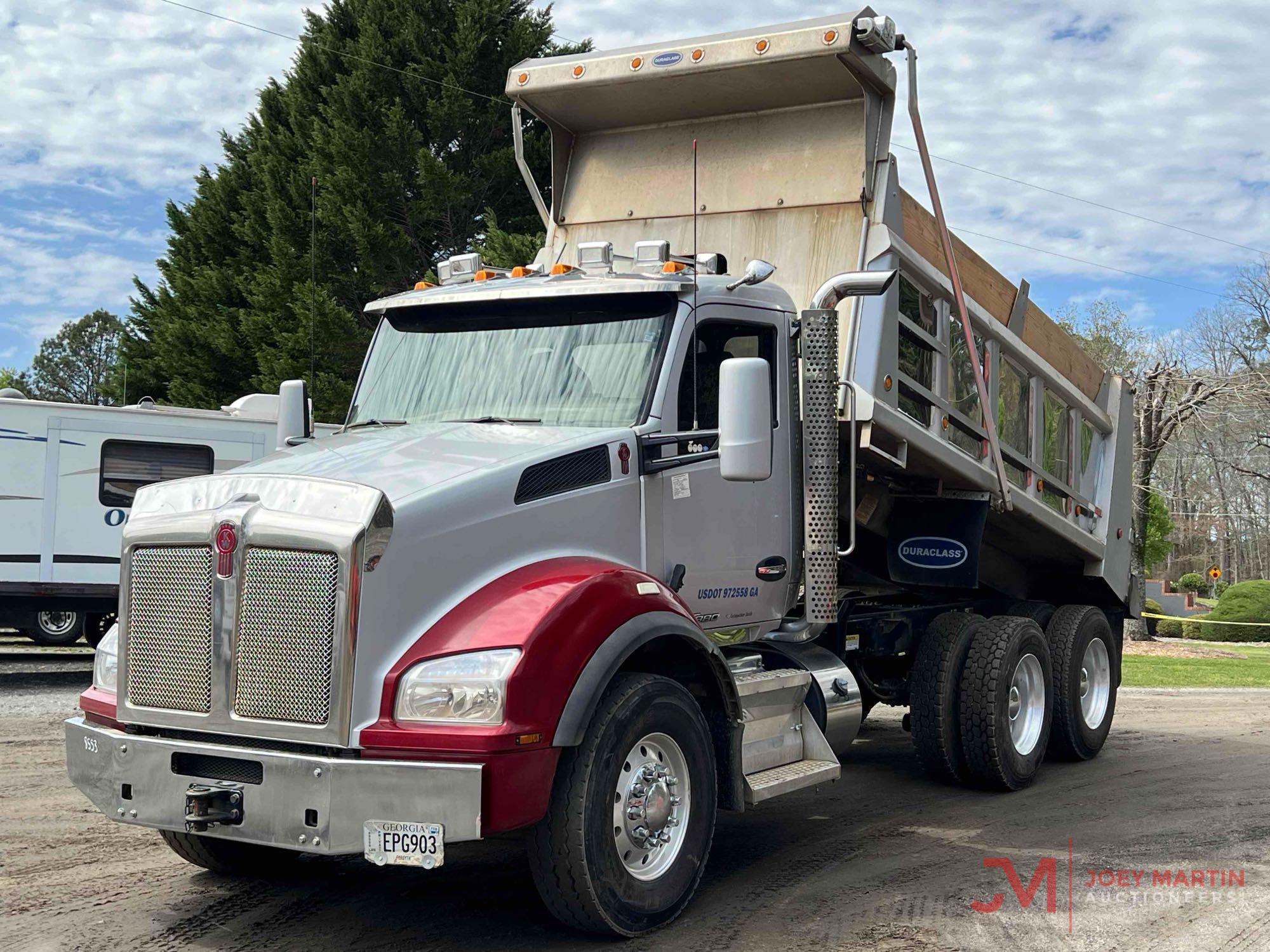 2017 KENWORTH T880 T/A DUMP TRUCK