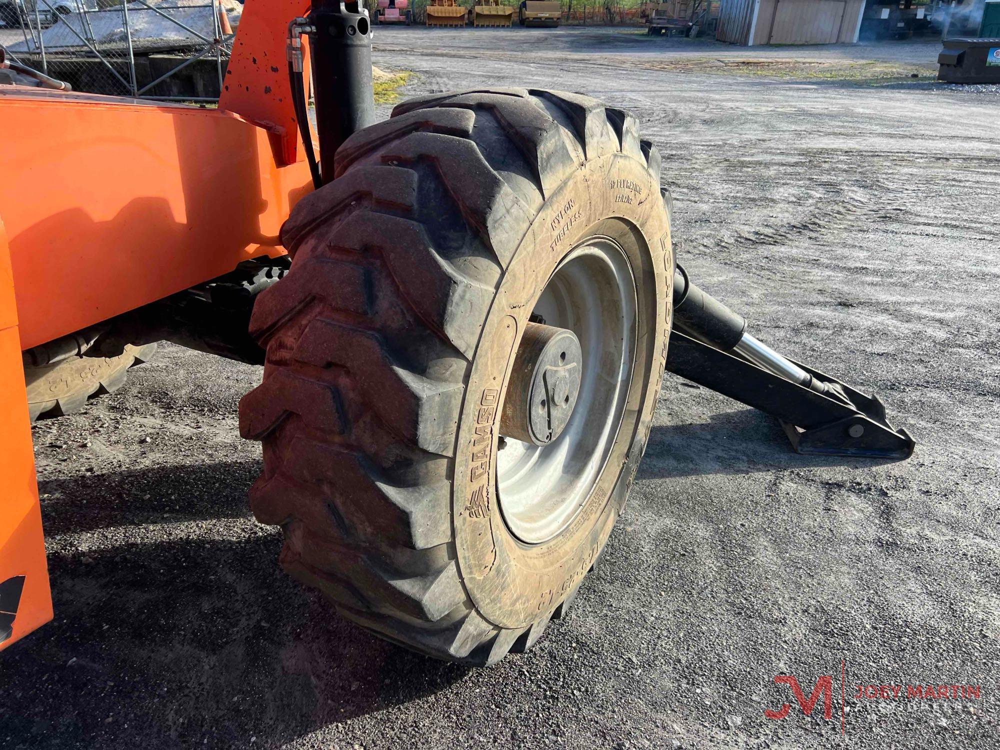 2016 JLG 10054 TELEHANDLER