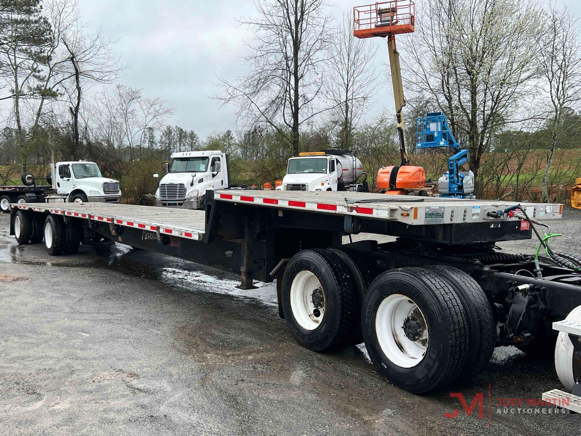 2013 FONTAINE...REVOLUTION 48' STEP DECK TRAILER