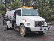 2002 FREIGHTLINER FL 70 DISTRIBUTOR TRUCK