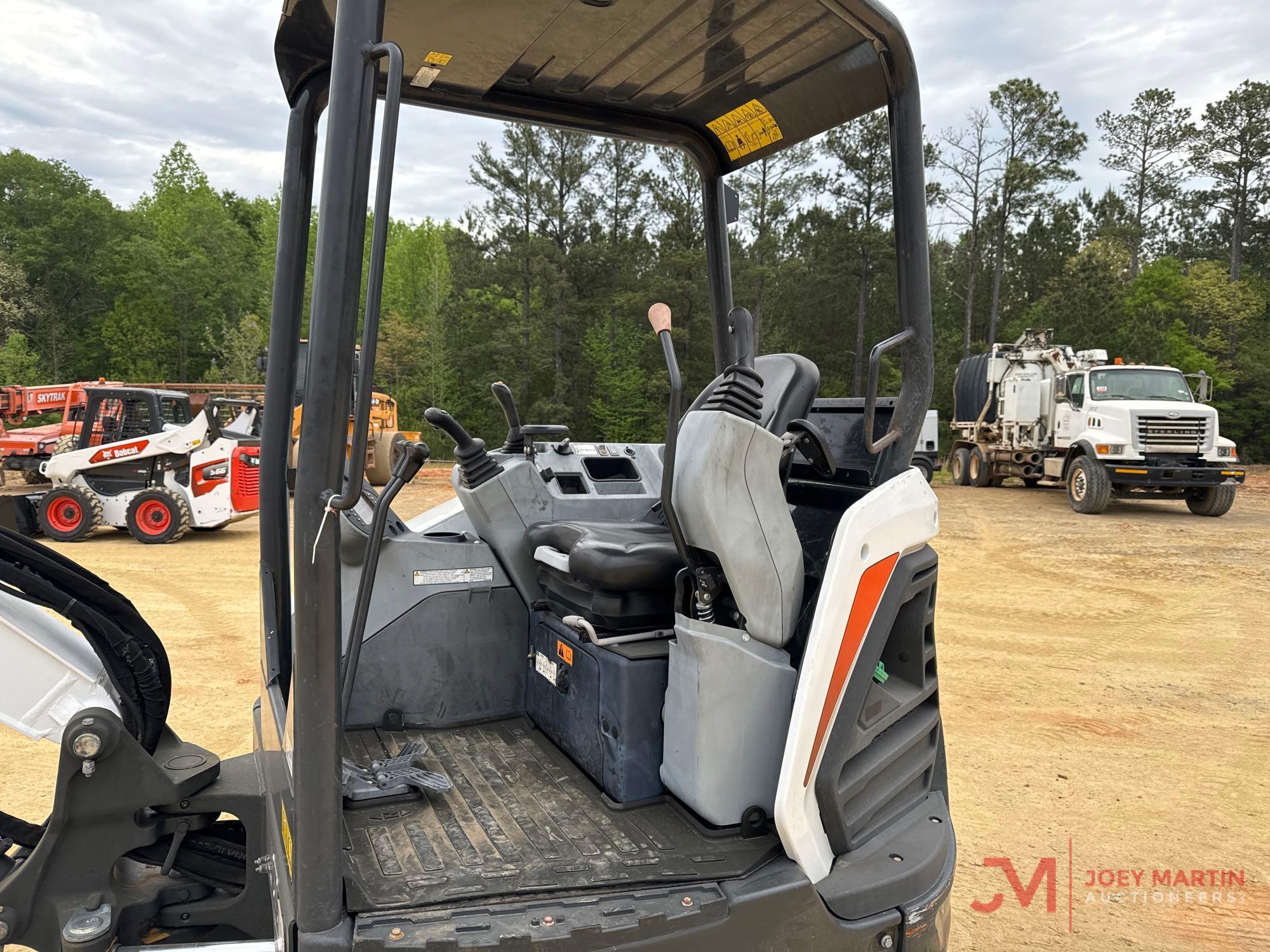 2020 BOBCAT MINI EXCAVATOR E35