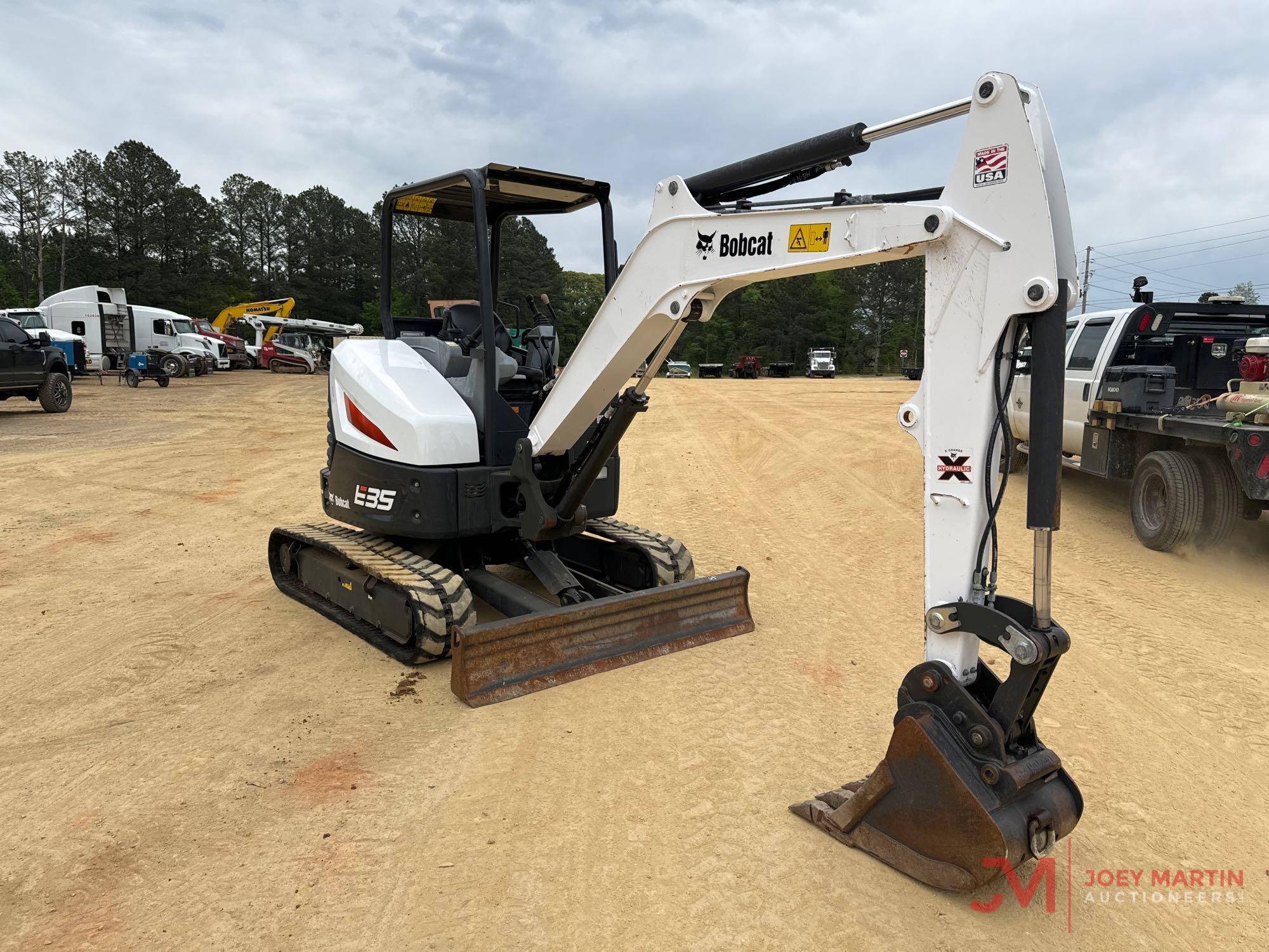 2020 BOBCAT MINI EXCAVATOR E35