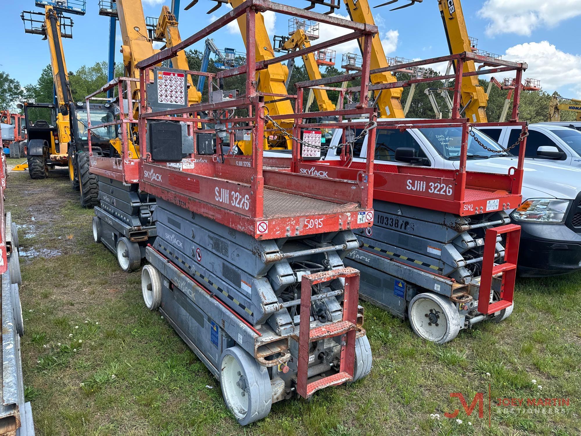 2014 SKYJACK SJIII 3226 SCISSORLIFT