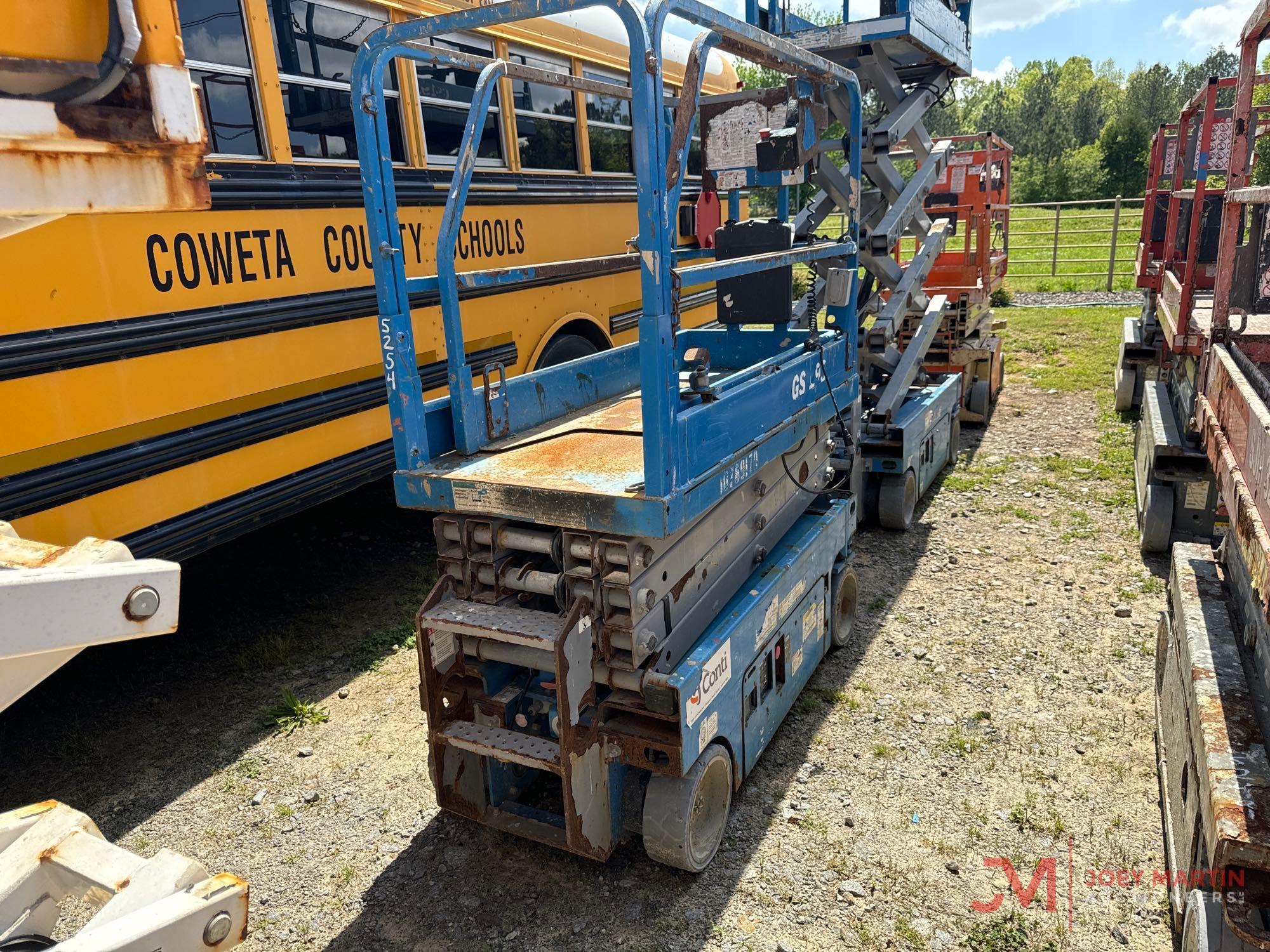 2014 GENIE GS-1930 SCISSOR LIFT