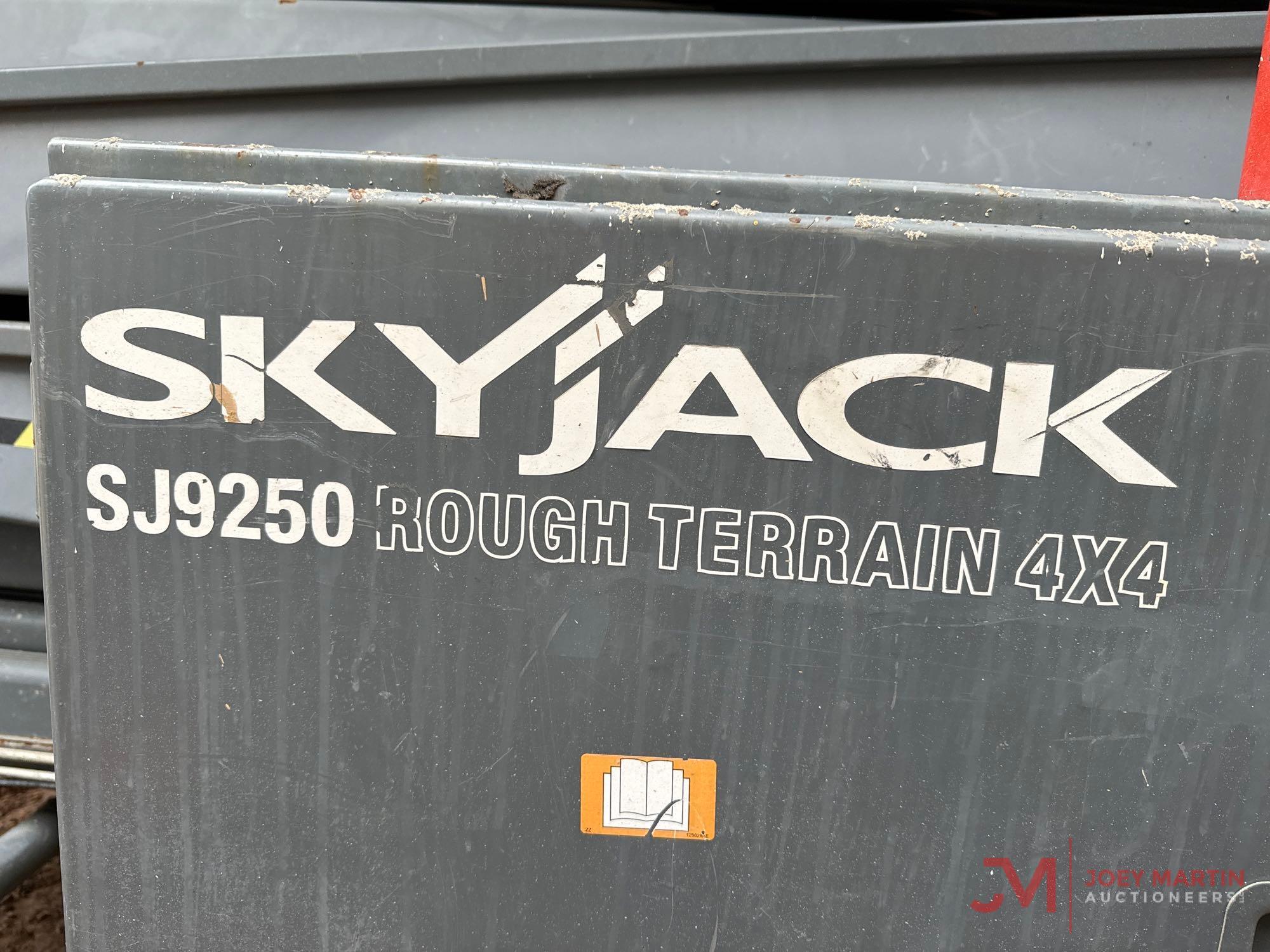 2013 SKYJACK, SJ9250 RT SCISSOR LIFT