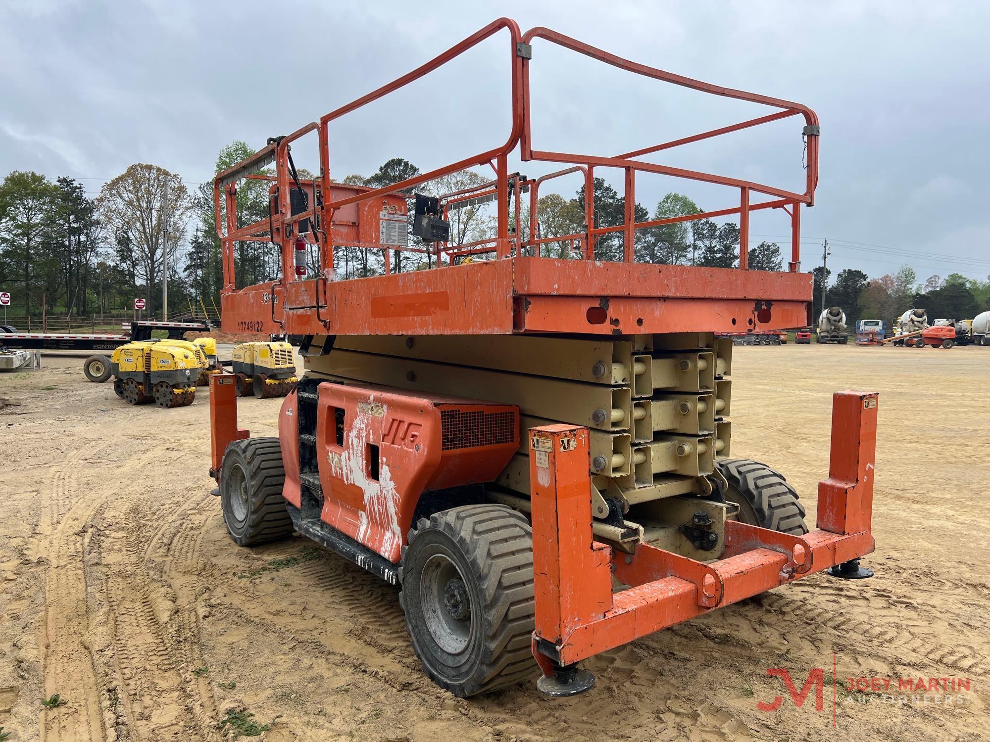 2014 JLG 4394RT ROUGH TERRAIN SCISSOR LIFT