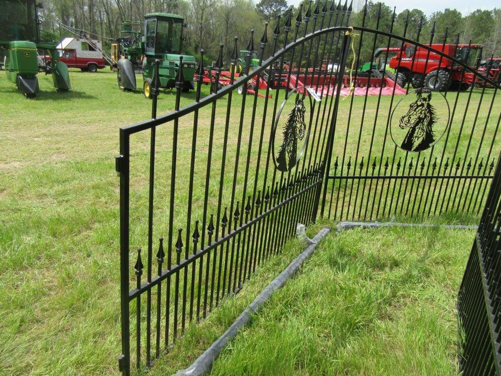 Entry Gates w/Post (Horse) Power Coated