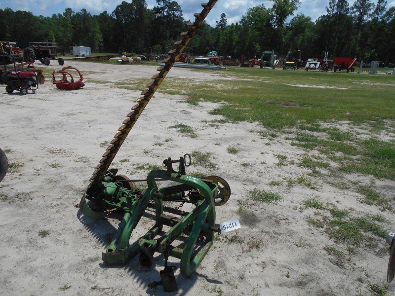 (11215)  John Deere 350 Sickle Mower