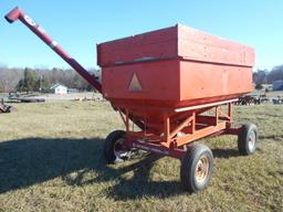 (5580)  Gravity Wagon with J&M Unloading Auger