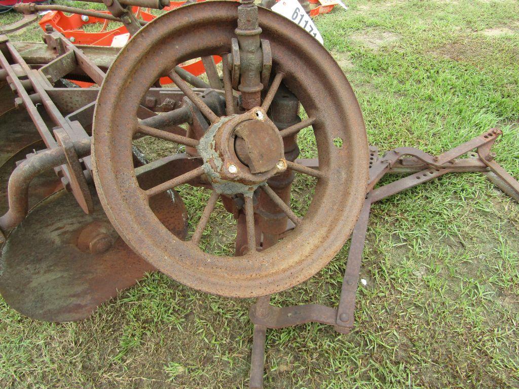 JOHN DEERE ANTIQUE 4 DISC TILLER