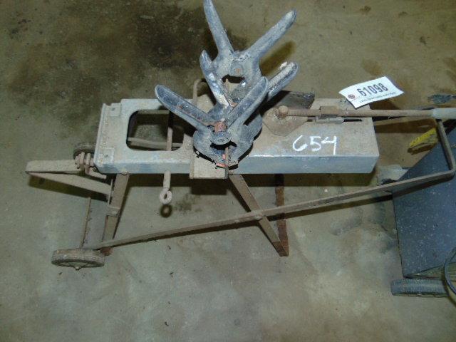 ANGLE VISE MOUNTED ON CART