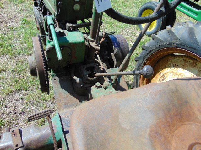 1945 JOHN DEERE MODEL H,