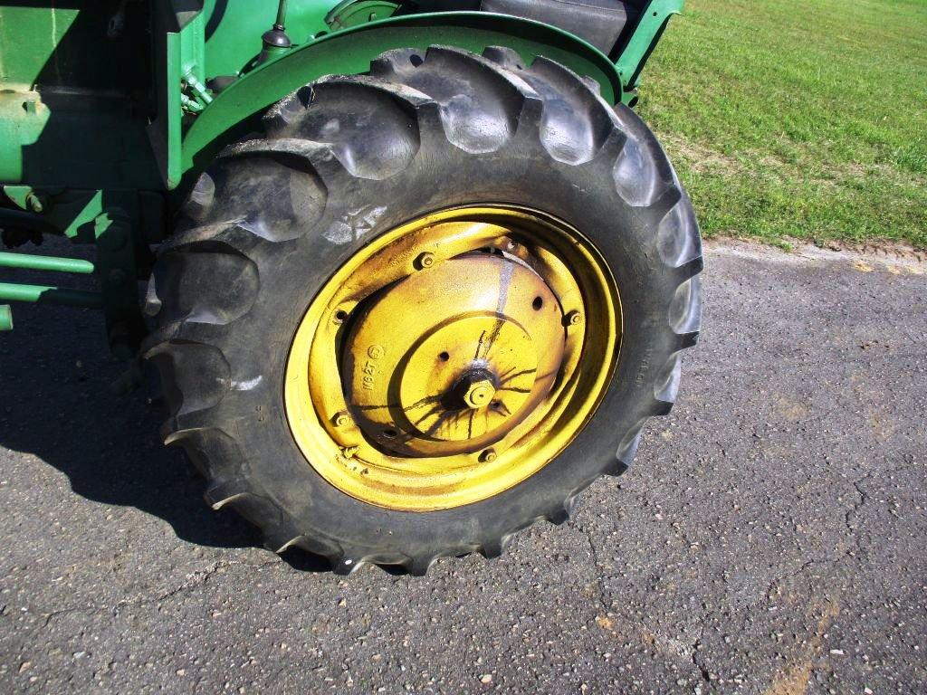 1947 JOHN DEERE MODEL M,