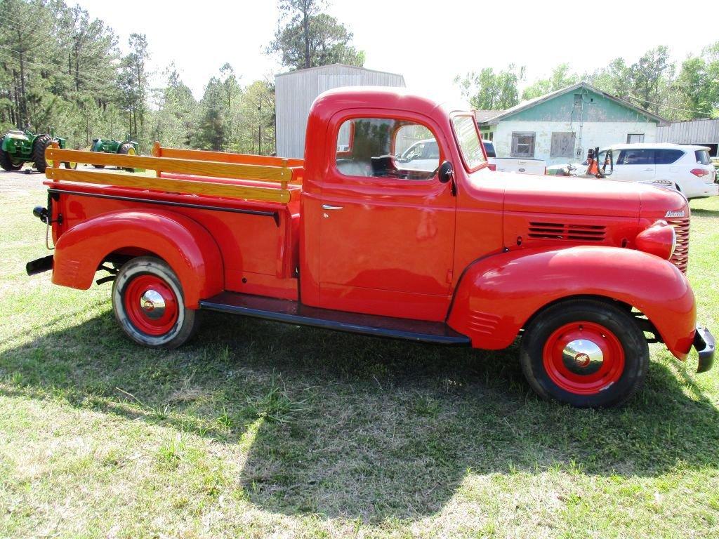 1939 PLYMOUTH PT-81 TRUCK