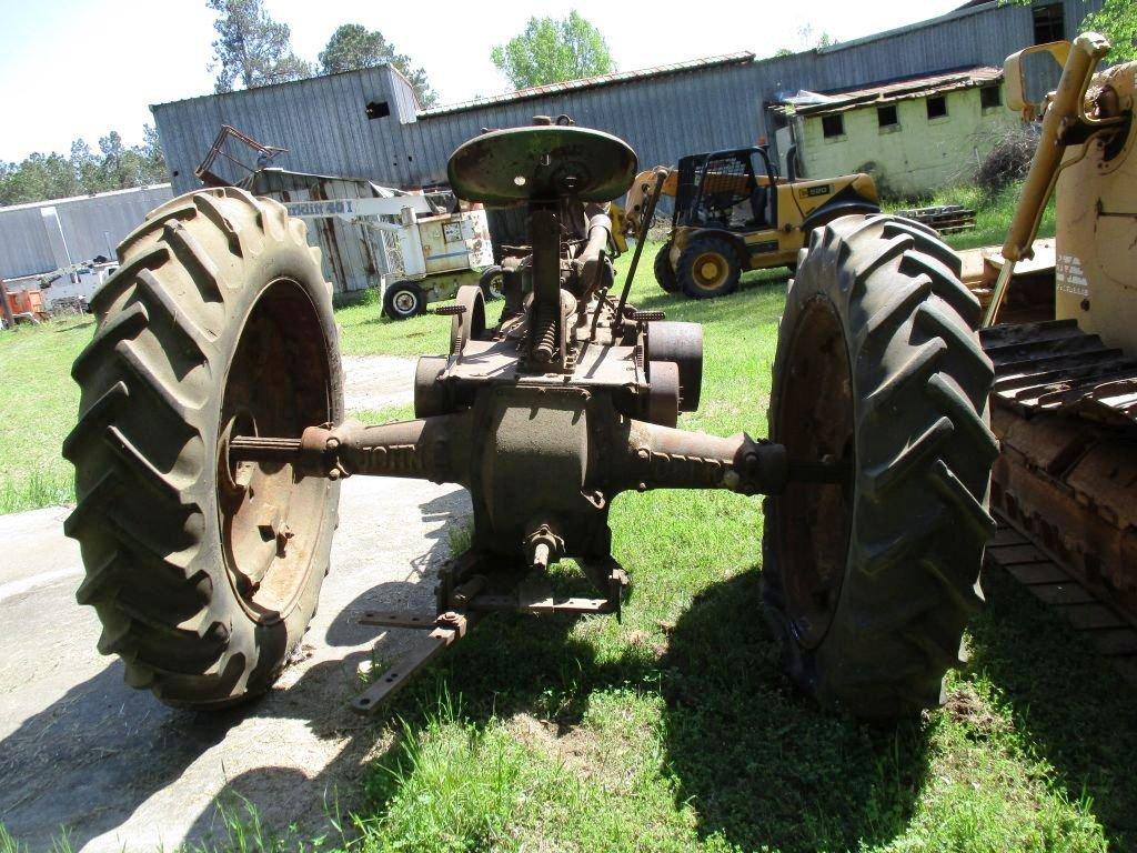 1944 JOHN DEERE MODEL A,