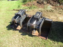 CAT 72" GRAPPLE BUCKET,