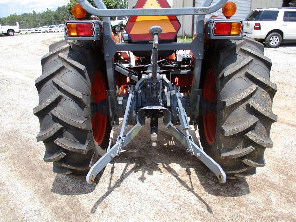 KUBOTA MX5100 2 WHEEL DRIVE TRACTOR,