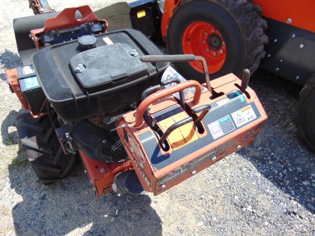 2011 DITCH WITCH RT12 TRNCHER,