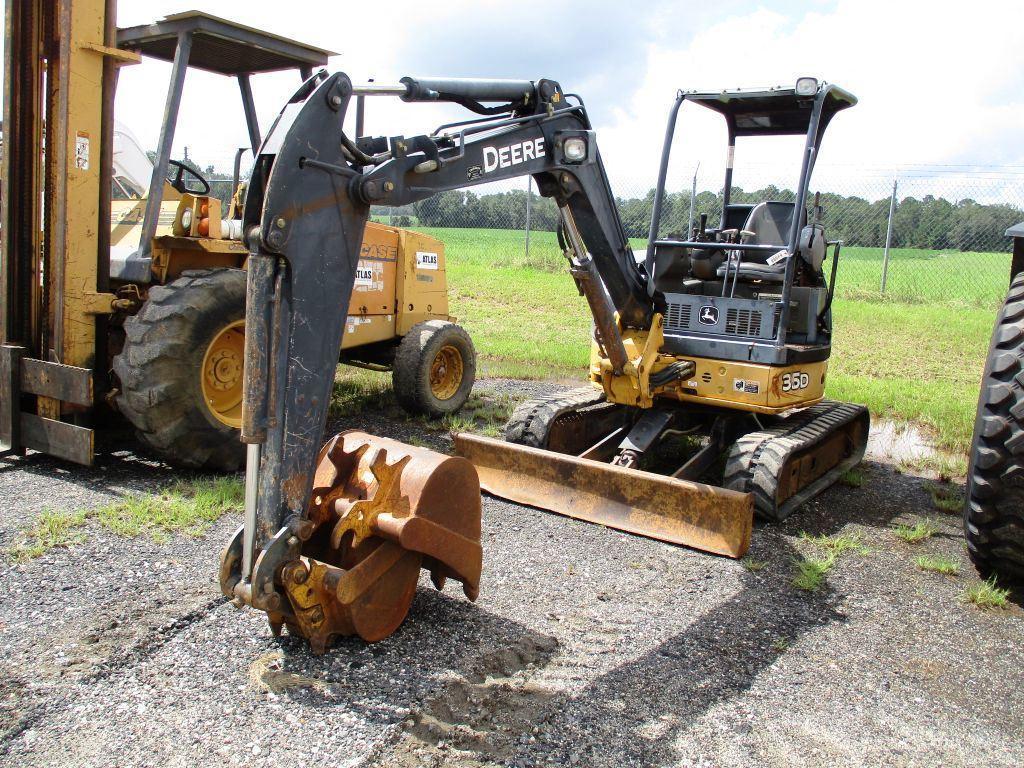 JD 35D MINI EXCAVATOR