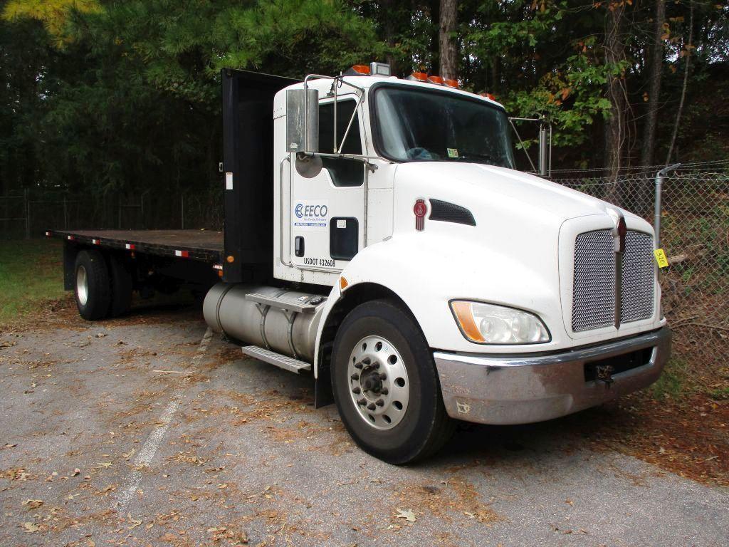 2009 Kenworth T270