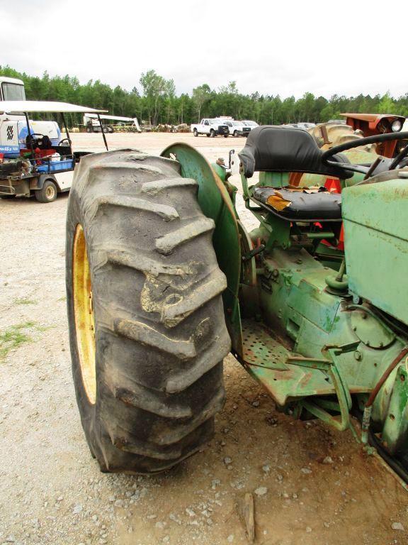 JOHN DEERE 401B TRACTOR