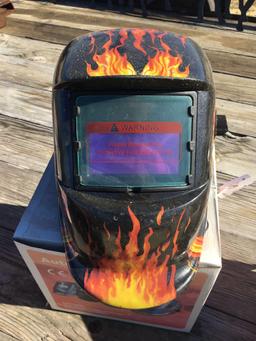 AUTO WELDING HELMET