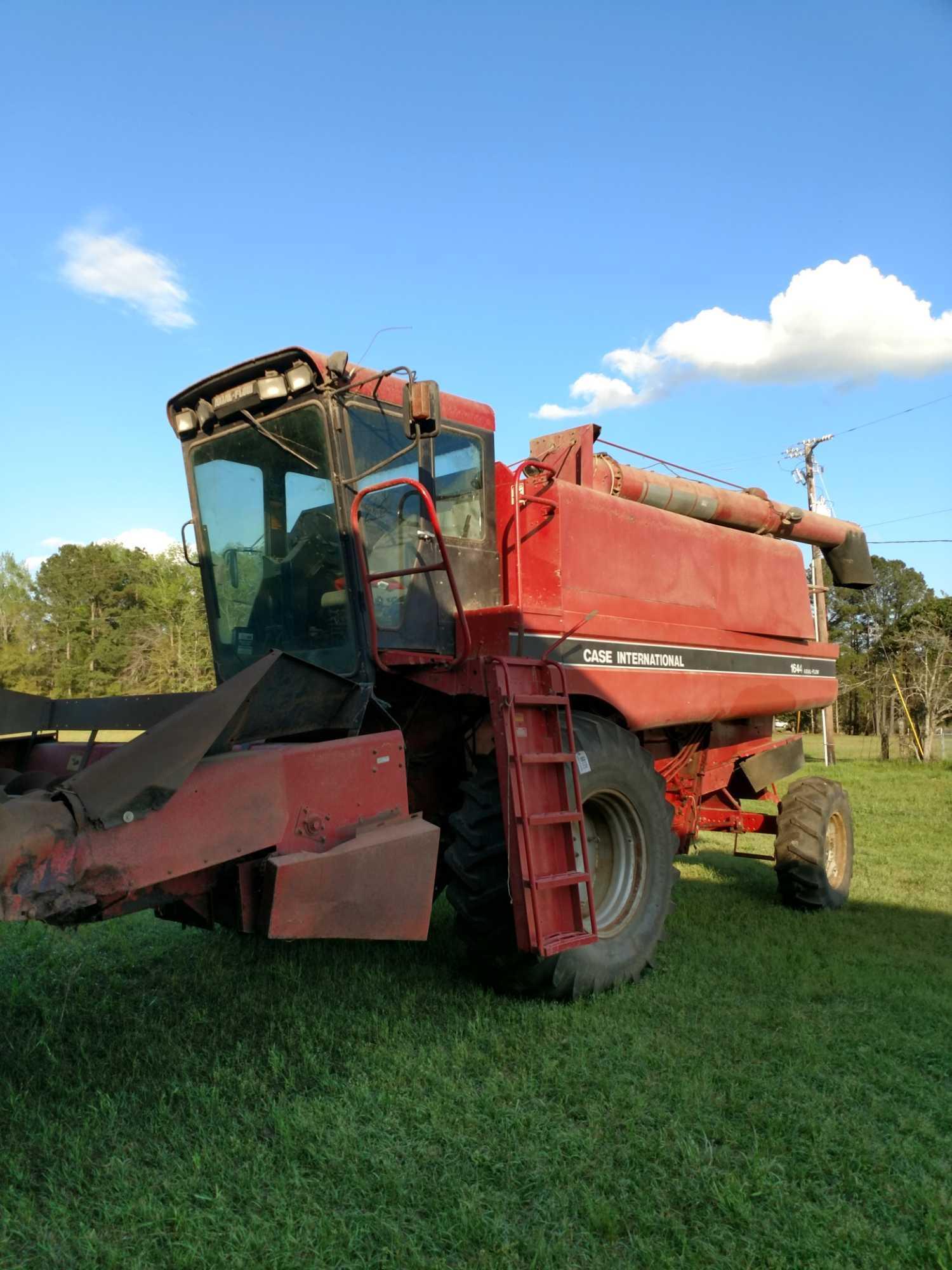 CASE INTERNATIONAL 1644 AXIAL FLOW COMBINE