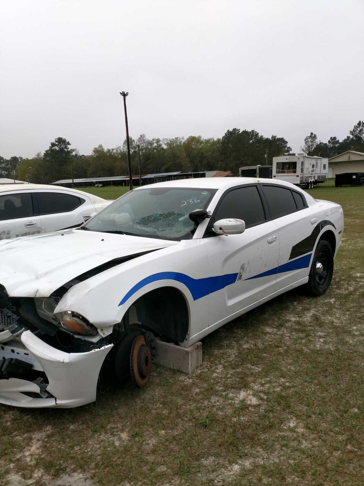 ABSOLUTE 2013 DODGE CHARGER