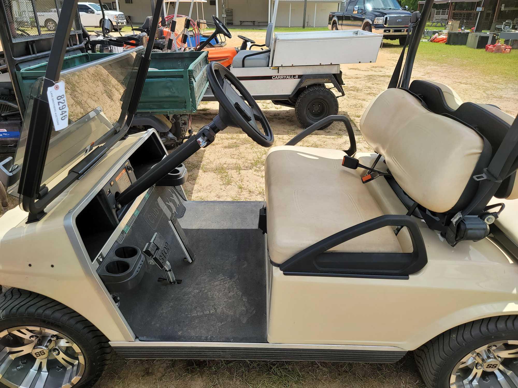 136 - 2003 CLUB CAR GOLF CART,