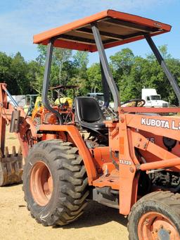 81 - KUBOTA L35 4WD TRACTOR,