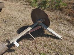 106 - WOOD SAW 28" BLADE, 4 FT LONG SHAFT,