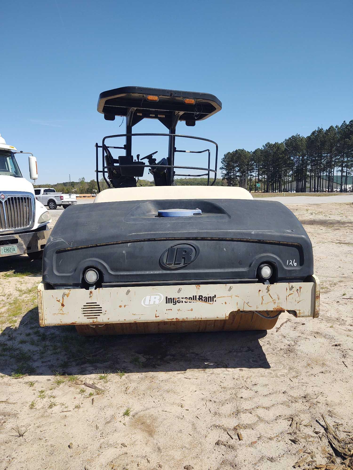 INGERSOLL RAND PD118HF DOUBLE DRUM ROLLER