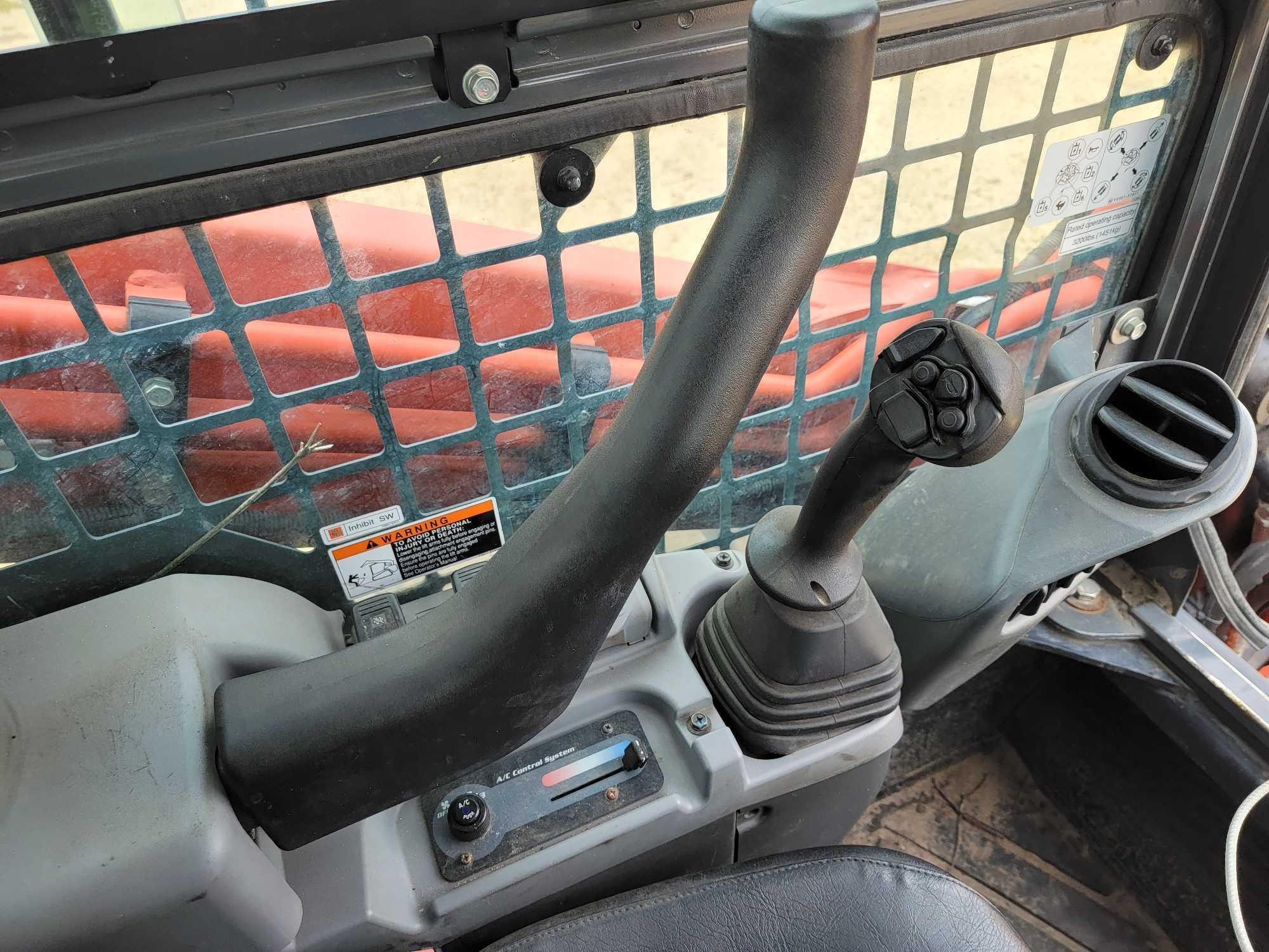 286 - 2018 KUBOTA SVL95-2S CAB SKID STEER