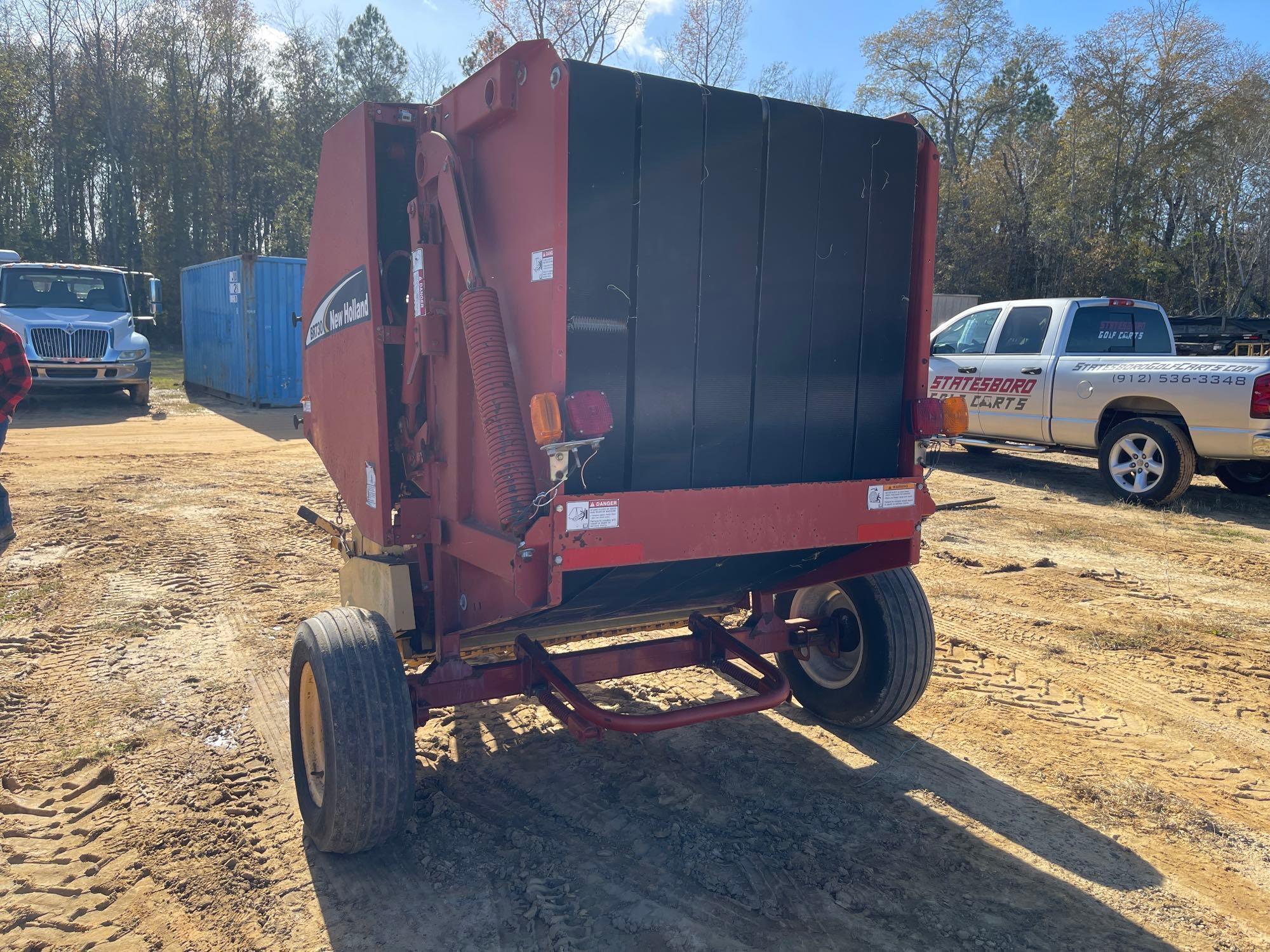 NEW HOLLAND BR730 BALER