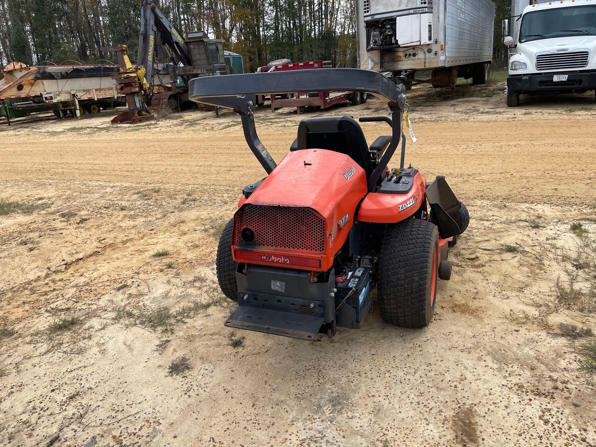 1215 - KUBOTA ZD221 ZERO TURN MOWER