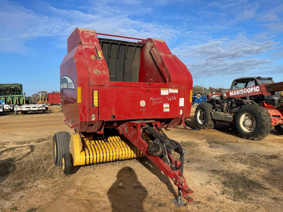 BR750 NEW HOLLAND HAY BALER