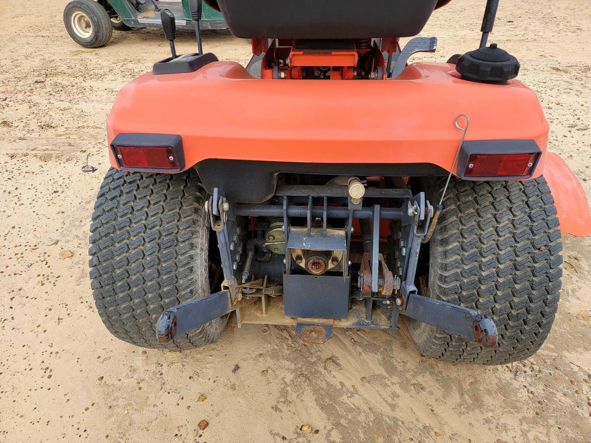 128 - KUBOTA G2160 LAWN TRACTOR