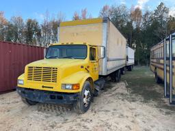 1336 - 1999 INTERNATIONAL 4900 SERIES