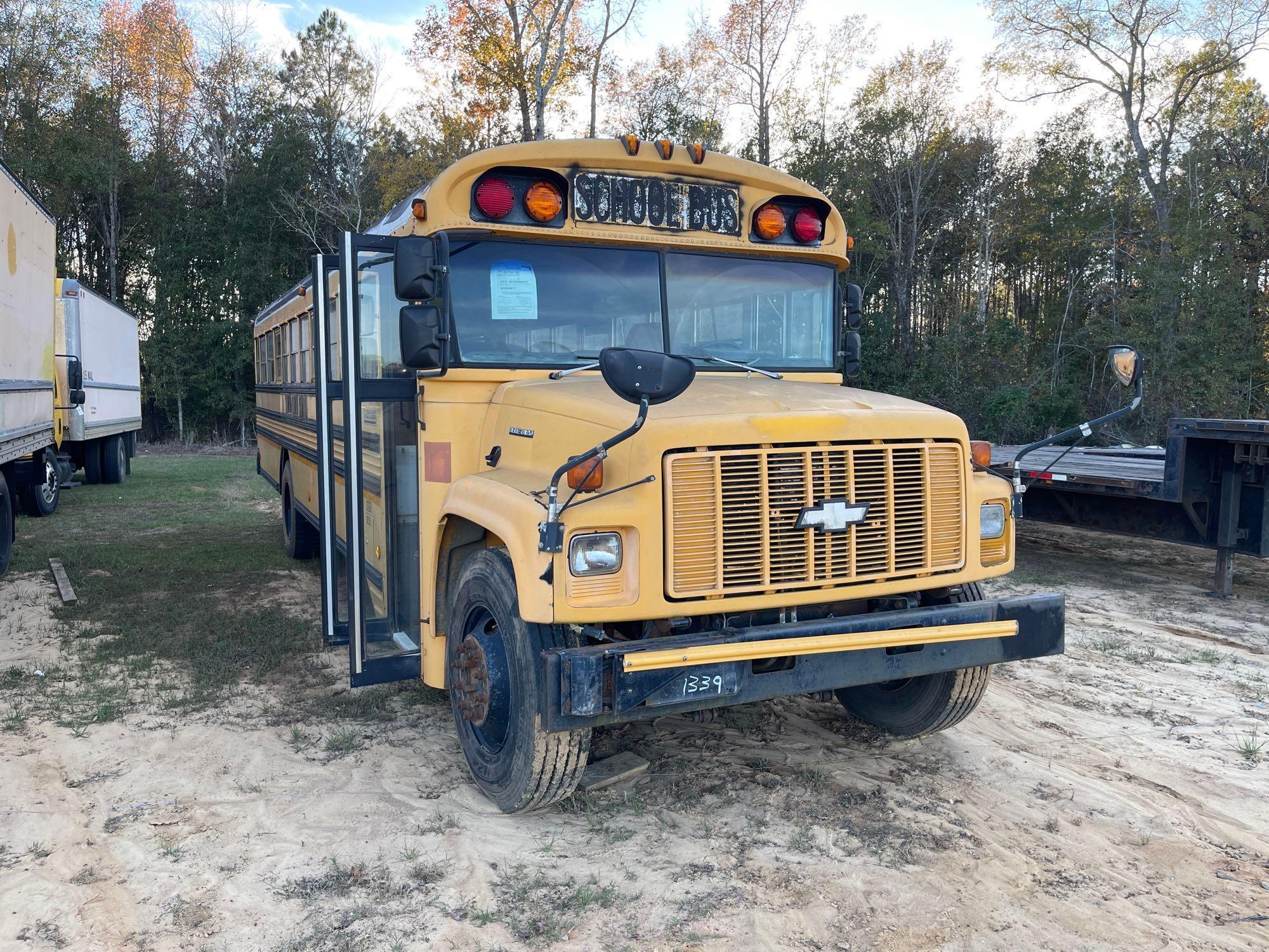 1339 - 1999 BLUE BIRD BUS