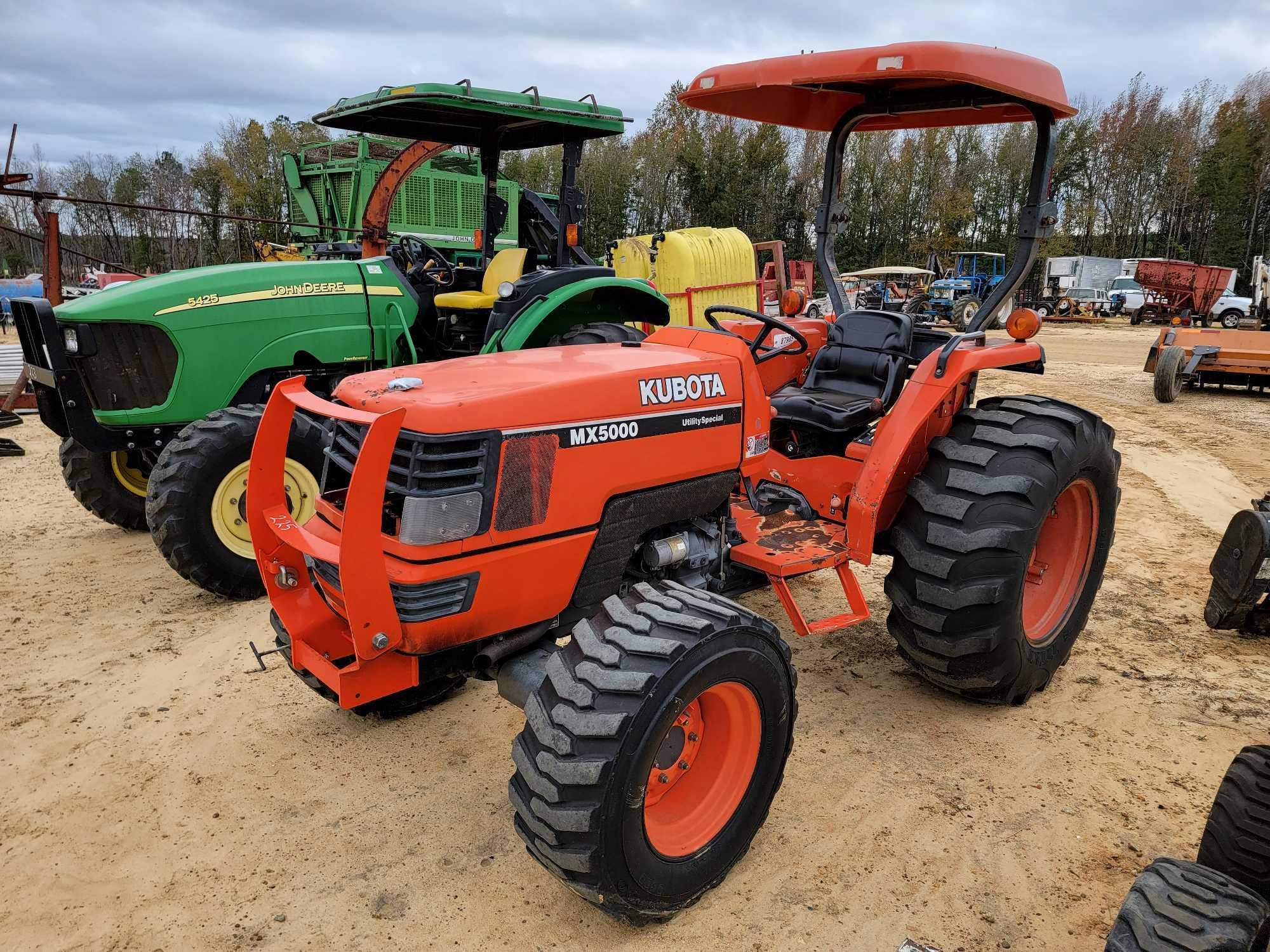 225 - KUBOTA MX5000 UTILITY SPECIAL 4WD TRACTOR