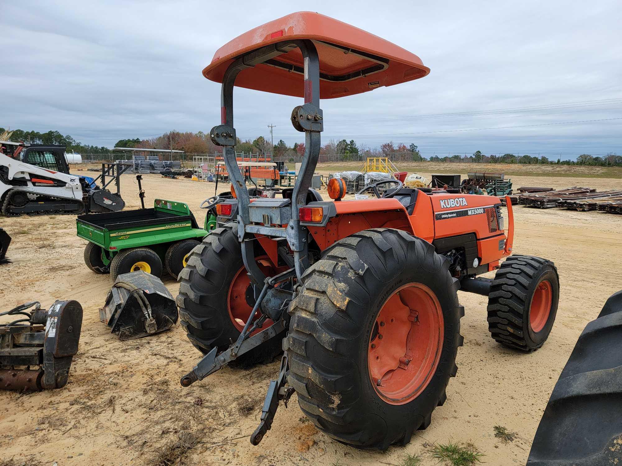 225 - KUBOTA MX5000 UTILITY SPECIAL 4WD TRACTOR