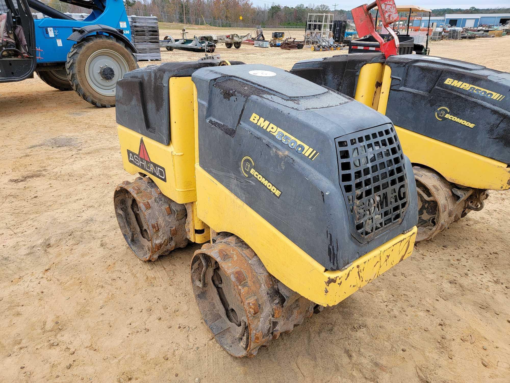 313 - 2016 BOMAG BMP8500 TRENCH ROLLER