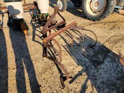 327 - 1 - ROW CULTIVATOR