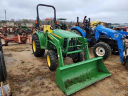 386 - JOHN DEERE 3032E