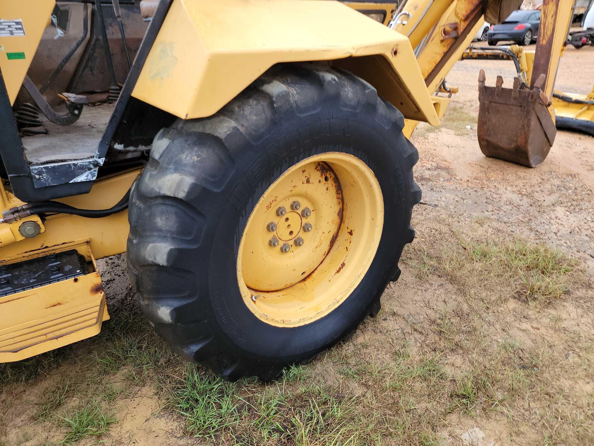 964 - FORD 555 2WD CAB BACKHOE LOADER