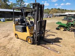 169 - CATERPILLER 30 FORKLIFT